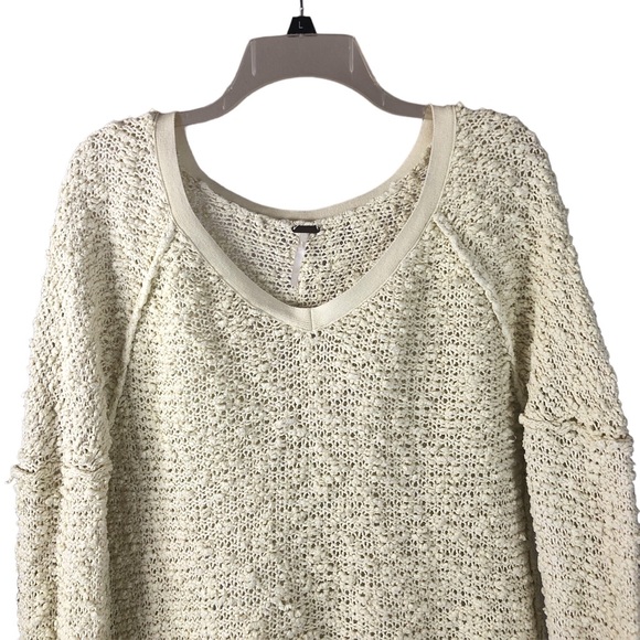 SWEATER - Women's Free People Shaggy Bear Songbird Pullover Sweater in Lemon. XS - Picture 4 of 13